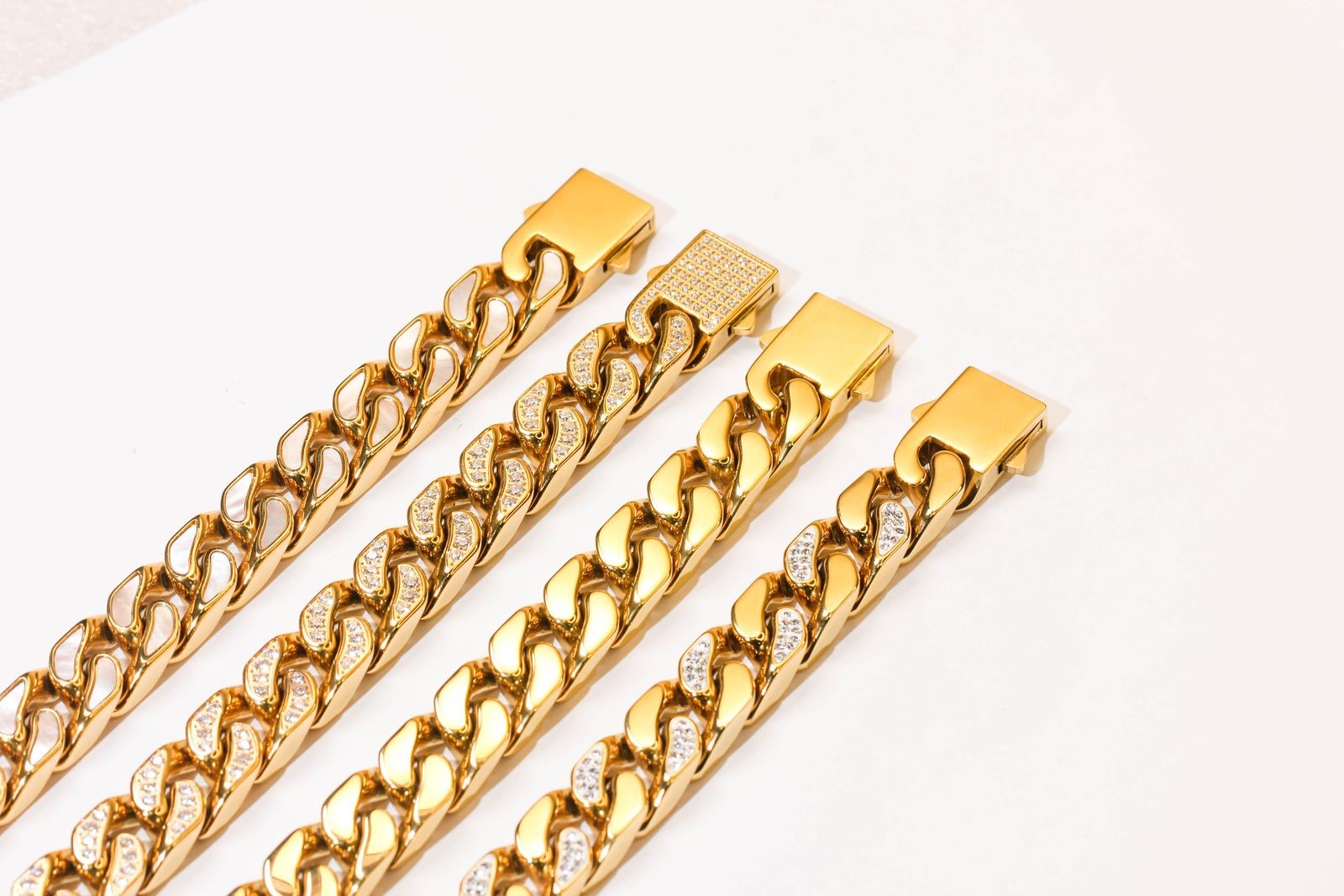 Catene in oro